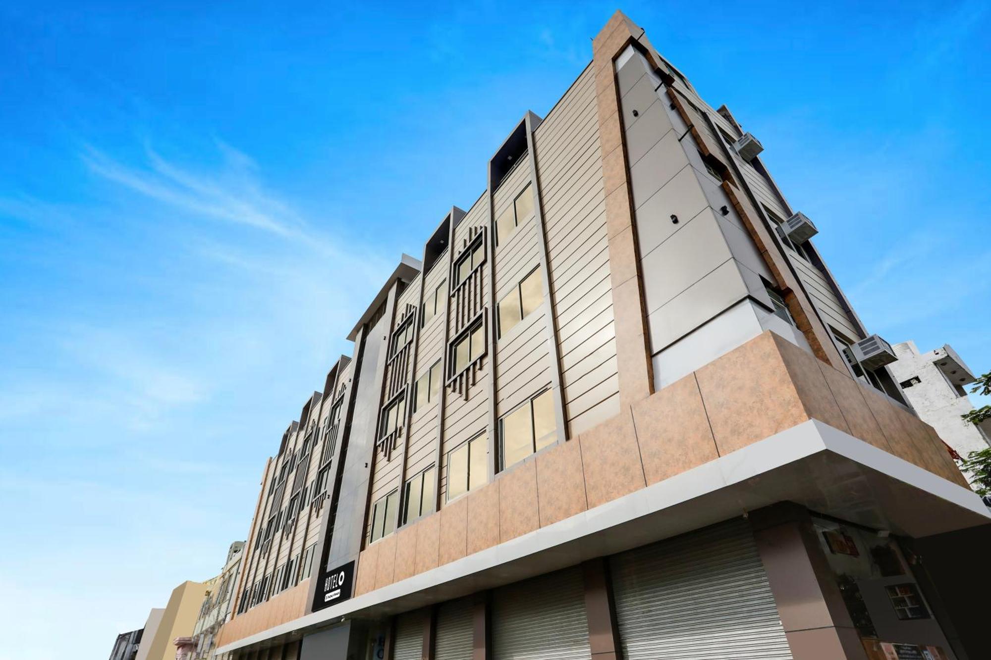 Super Hotel O Kota Near Railway Station Formerly Aagam Inn Tirath Екстер'єр фото